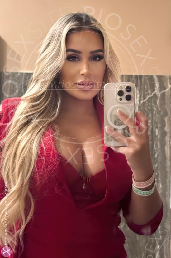 13 - photo of Karen Ortega